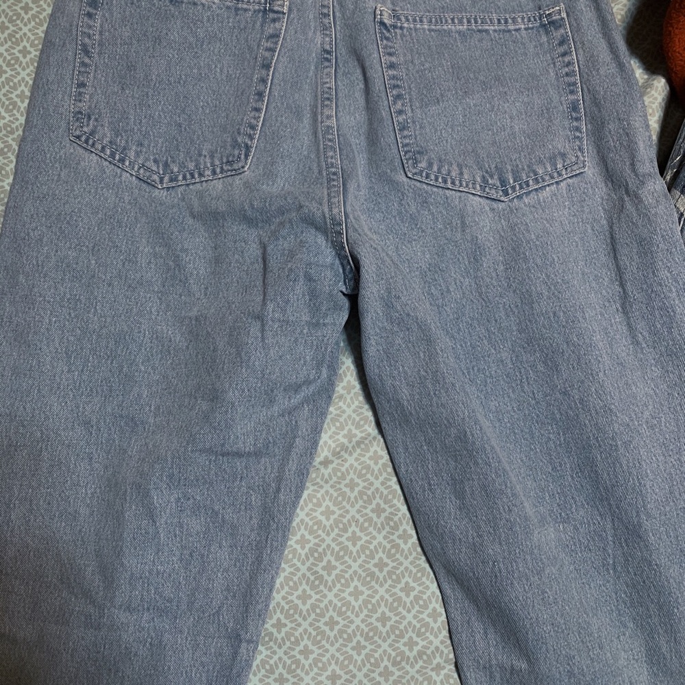 JEANS - Picture 3 of 3